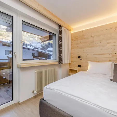 Ramon Hotel